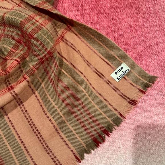 Acne Studio Scarf / Muffler - Picture 4 of 5